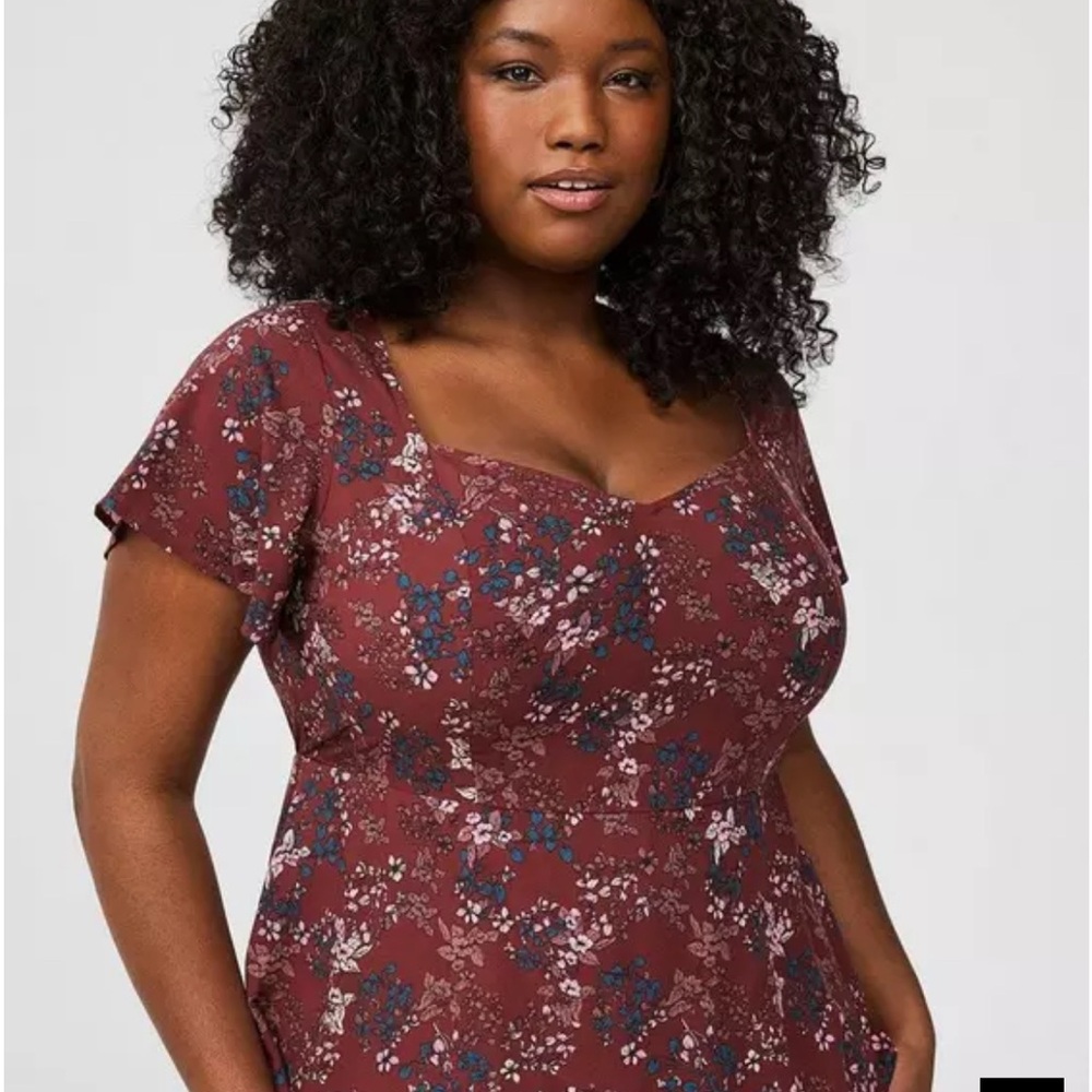 NWOT Torrid sweetheart neckline peplum blouse